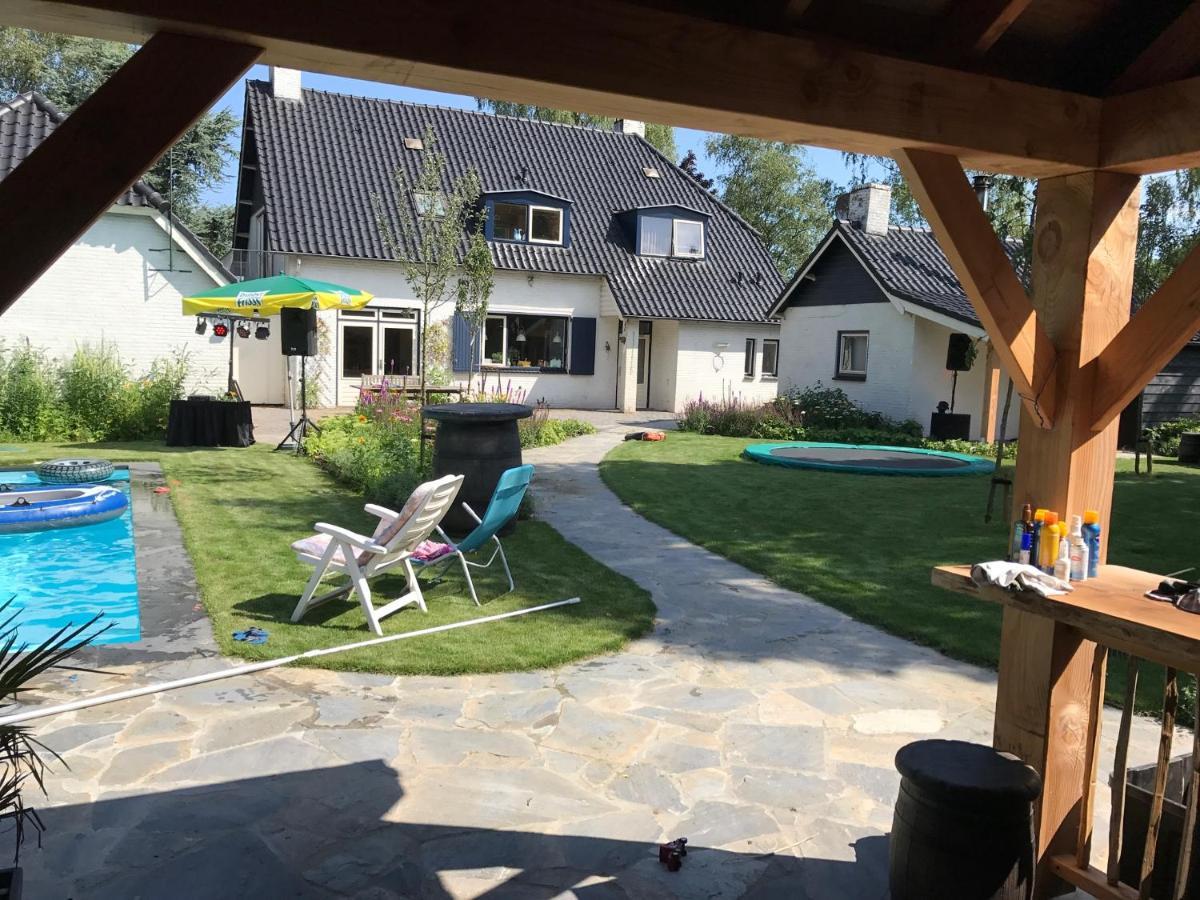 Bed & Breakfast De Zandhoef Eersel Exteriör bild